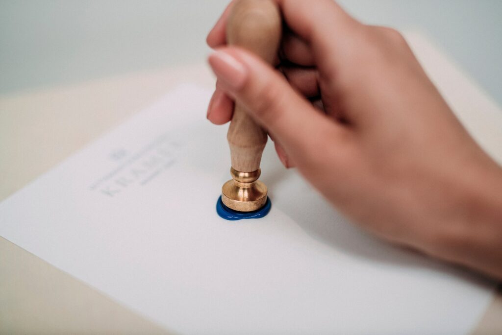 Keurmerk, Branchvereniging, Certificering